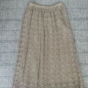 Vintage Rose Bowl Crochet Midi Skirt
